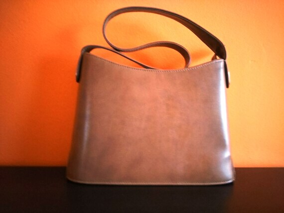 elegant handbags for ladies