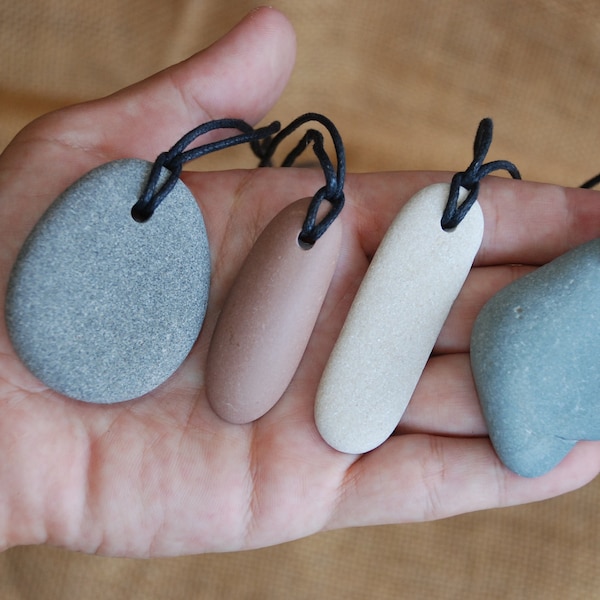 Simple Unisex Sea Pebble Necklace - gender neutral jewelry,  natural pebble pendant, stone charm, rock necklace, Zen jewellery stone jewelry