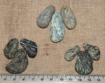 3 Drilled Sea Pebbles - sea stones with hole, natural beach pebbles pendant, charms, top drilled rocks for necklace, jewellery, earring, DIY