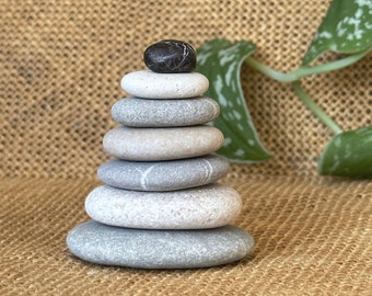 Small Balancing Stones - Altar Zen Meditation Yoga Cairn Balancing Sculpture Mood Tiny Stones Flat Beach Pebble Rock Art Decor Mindfulness