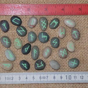 25 Sea Stone Runes in Organza Pouch Elder Futhark Runes, Hand Painted ...