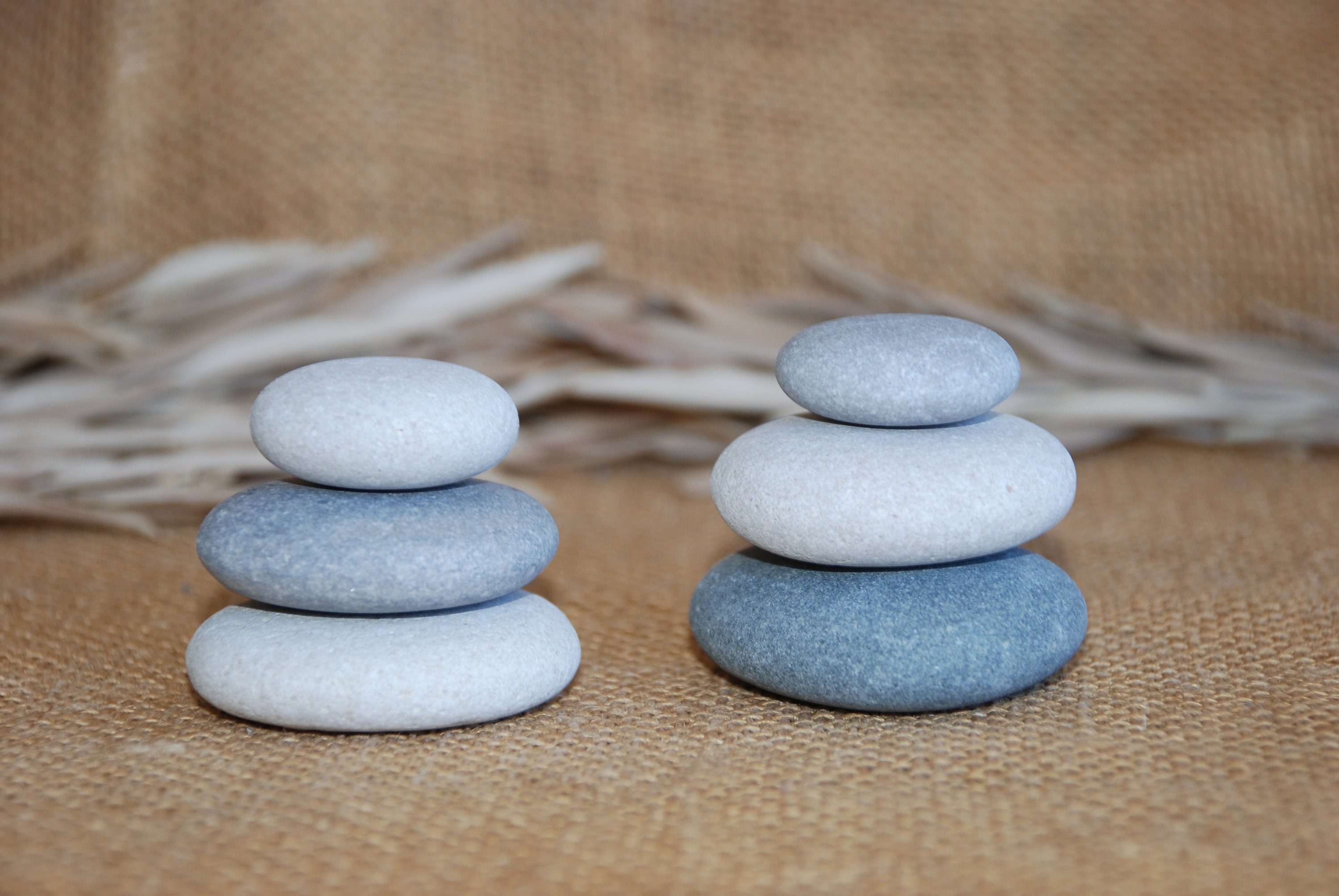 Équilibrer les pierres porte-bonheur souhait autel Zen méditation Yoga  Cairn, équilibrage Sculpture Mood rayures pierres, pierres empilables,  Pebble Art Decor -  France