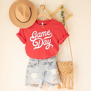 Retro Game Day Shirt I Sunday Football Tshirt I Sports Mom Shirts I Soccer Mama Tshirts I Football Mom T-Shirt I Cute Baseball Game Tees