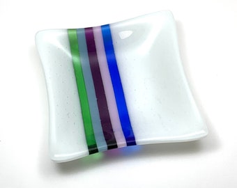 Placa de vidrio fundido de rayas pastel, decoración de primavera, plato de Pascua, arte de vidrio fundido, decoración del hogar, rosa, púrpura, azul, verde