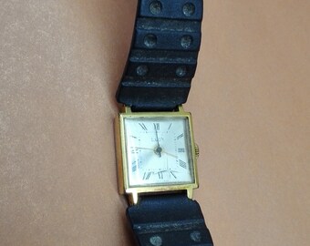 Reloj de pulsera mecánico vintage de los años 70