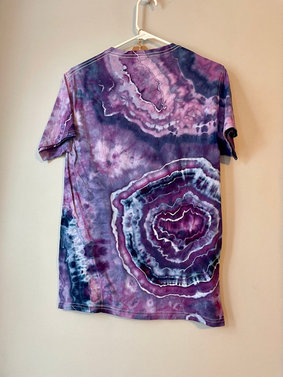 Size Small Amethyst Tee