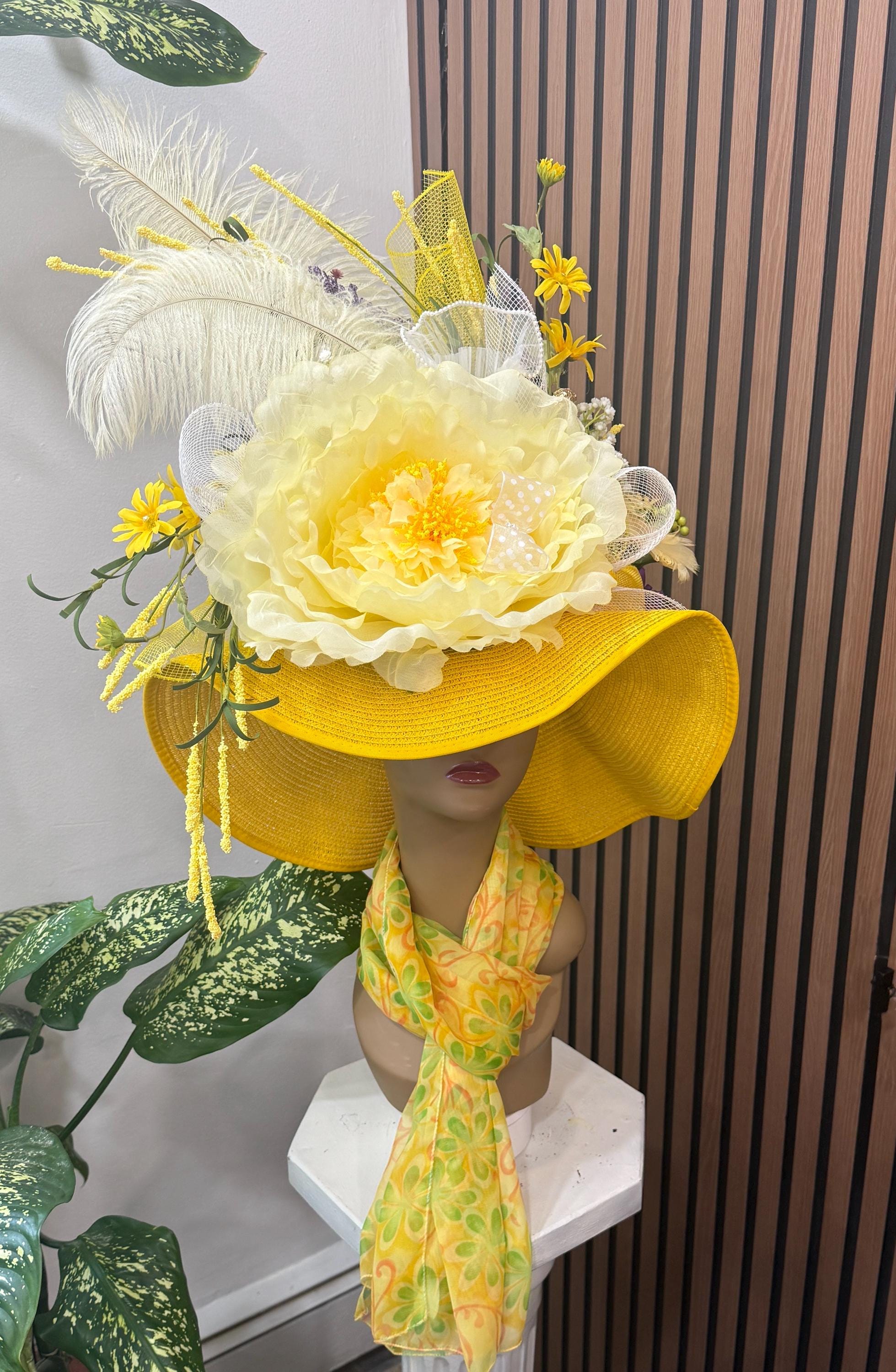 Vintage Yellow Union Made Church Hat Kentucky Derby Easter Fascinator LG USA Wide Brim Sinamay Derby Hat: White & Yellow Feathered Church  main image 2