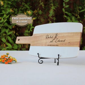 Tagliere in acacia e marmo, personalizzato, tagliere per salumi, regali per coppie, regalo di nozze personalizzato, regalo di inaugurazione della casa, decorazioni per la cucina
