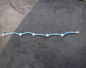 Robins' Egg Blue KIDS Daisy Chain Bracelet