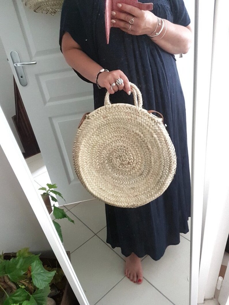 Round wicker basket and leather handles round wicker bag Etsy