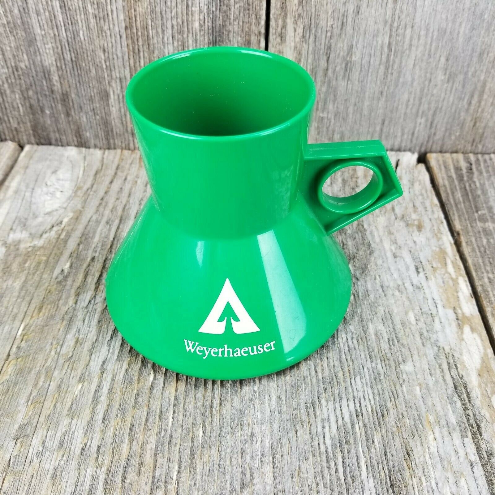 Weyerhaeuser Green Plastic Commuter Coffee Travel Mug Tea Cup 12 oz. Advertising