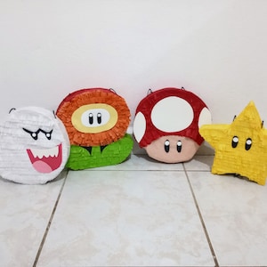 super mario mini piñatas. super mario Party Centerpiece.  super mario Party Favors.