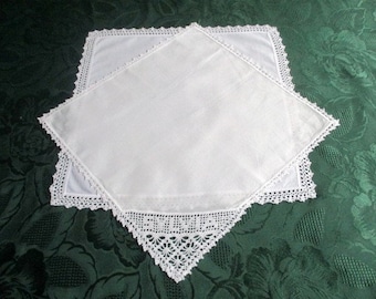 Ladies handkerchiefs-Sylvia-Hand crochet-Linen and Cotton-Antique