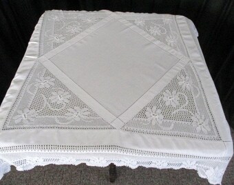 Antique Tablecloth cloth decorated with a hand crochet edge & matching corners - Linen