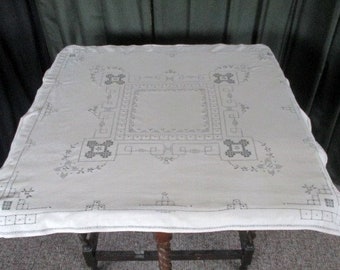 Vintage Tablecloth - Cream - 31"sq (79cm) - Hand embroidred