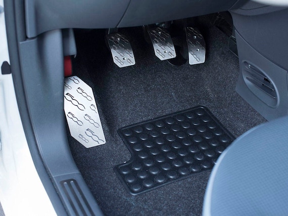 FIAT 500 Pédales et repose-pieds Kits de garniture de tableau de bord en  acier inoxydable personnalisés de qualité et accessoires pour votre voiture  -  France