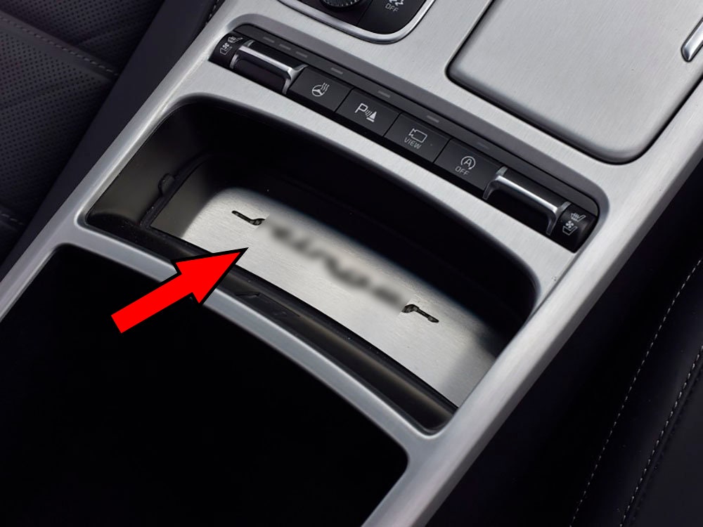 Center console cover - .de