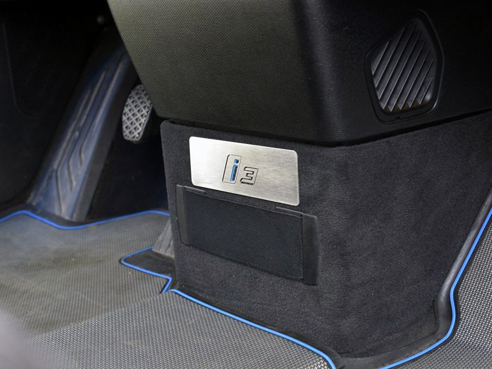 Bmw i3 2024 accessories cup holder
