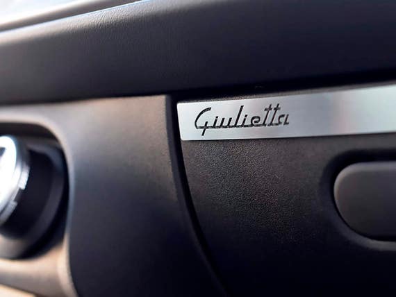 Interieur Stahlabdeckung für Alfa Romeo GIULIETTA 1 Stück Interieur Stahlabdeckung für Alfa Romeo GIULIETTA 1 Stück