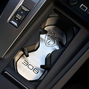 Tapis de sol Peugeot 308 5 portes (2022-présent) personnalisé à