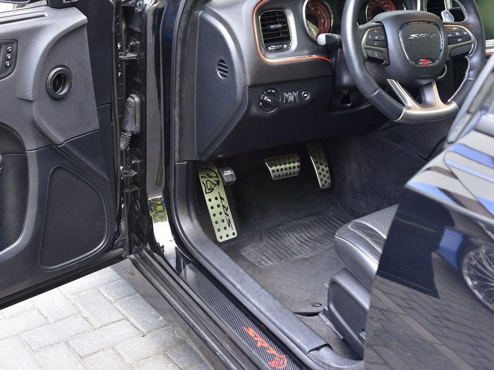 Schwarz ABS Auto Lenkrad Trim Emblem Kit Aufkleber Dekoration Abdeckung Für  Dodge Charger 2015 + Innen Zubehör Von 24,2 €