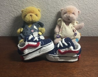 Baby sneakers, Baby shoes, Baby crochet shoes, Baby low tops, Baby crochet low tops, baby crochet sneakers, baby shower gift