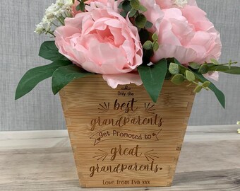 Personalised Engraved Christmas Planter Plant Pot Lined Wooden Heart Gift Trug 
