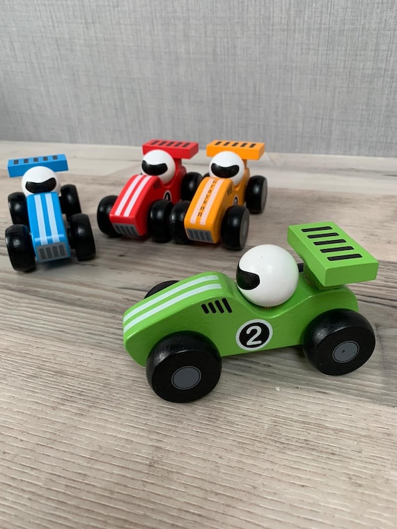 Coche de carreras de madera personalizado Juguete de coche grabado Regalo  probado CE Juguete para niños pequeños -  México