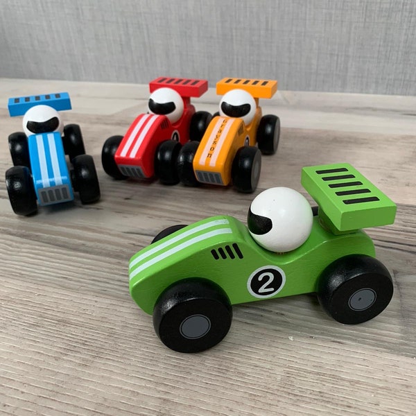 Coche de carreras de madera personalizado - Juguete de coche grabado - Regalo probado CE - Juguete para niños pequeños