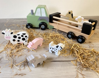 Tracteur de ferme en bois personnalisé - tracteur en bois vert - animaux de la ferme - cadeau de baptême - cadeau de Noël - page cadeau garçon - cadeau de fille de fleur