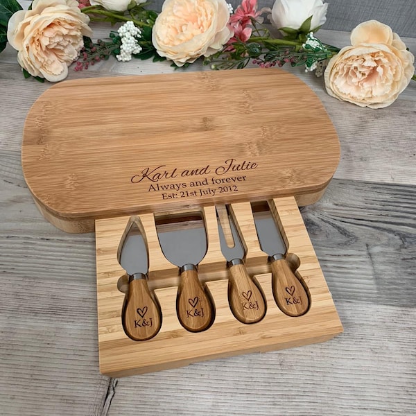 Tabla de quesos de madera personalizada-Regalo grabado-Regalo de boda-Aniversario-Inauguración de la casa-Amantes de la comida-tabla de quesos ovalada