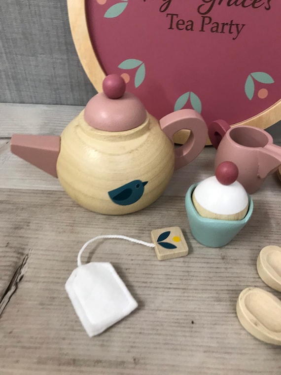 Tender Leaf Toys - Birdie Tea Set