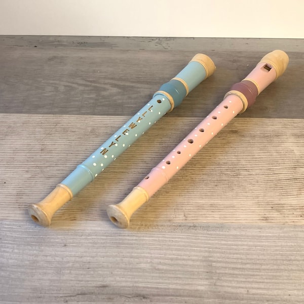 Flûte à bec/flûte à bec en bois personnalisée - Rose ou bleu - Instrument pour enfants - Flûte à bec jouet pour enfant - Testé CE - Arc-en-ciel - Cadeau d'anniversaire