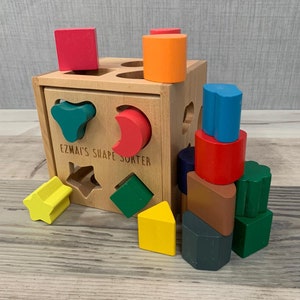 Personalised wooden shape sorter cube wooden toy learning toy motor skills development image 5