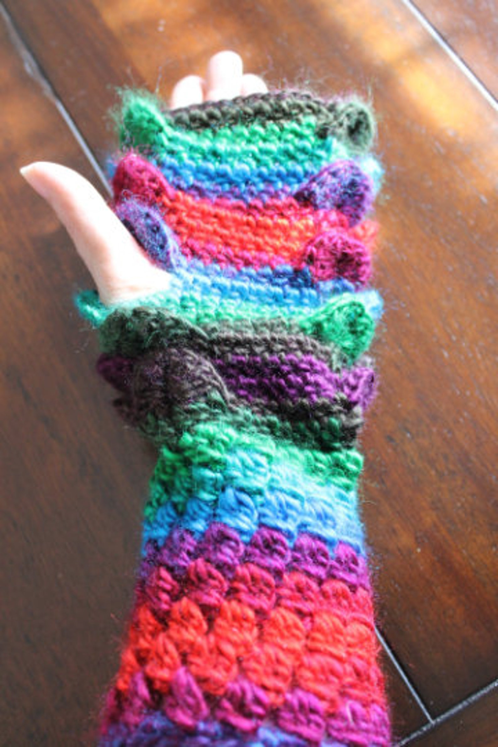 Crocheted Flat Palm Fingerless Dragon Scale Gloves Pattern Etsy