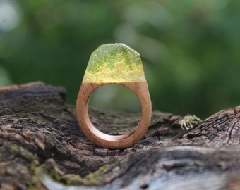 Wood resin ring, Resin ring, Wood nature ring, Ring for women, Wood ring, Statement ring, Nature jewelry,Nature ring,Forest ring,Wooden ring