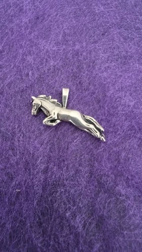 SS jumping horse pendant