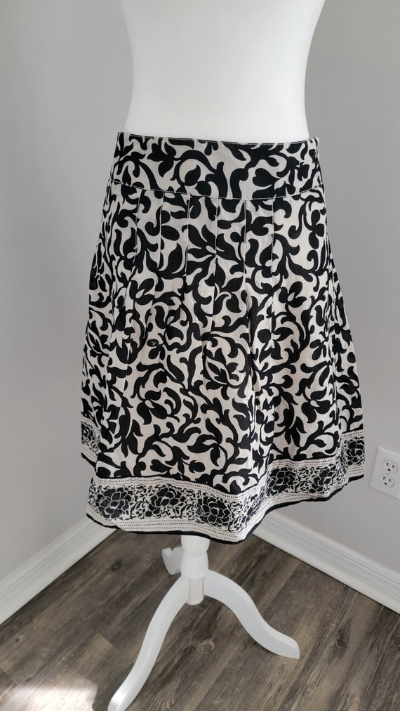 Ann Taylor scroll design skirt