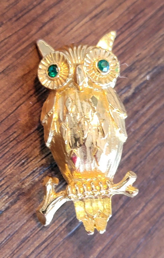 Goldtone Owl pin