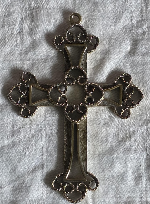 Sarah Coventry Victorian style large cross Limite… - image 1