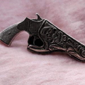 Vintage Revolver in holster Tie clip