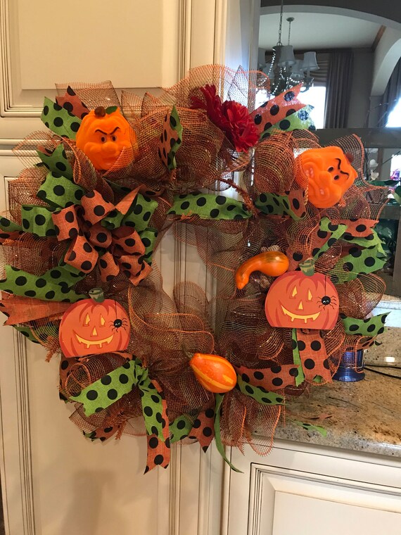 Premium Jack O/' Lantern Halloween Handmade Deco Mesh Wreath