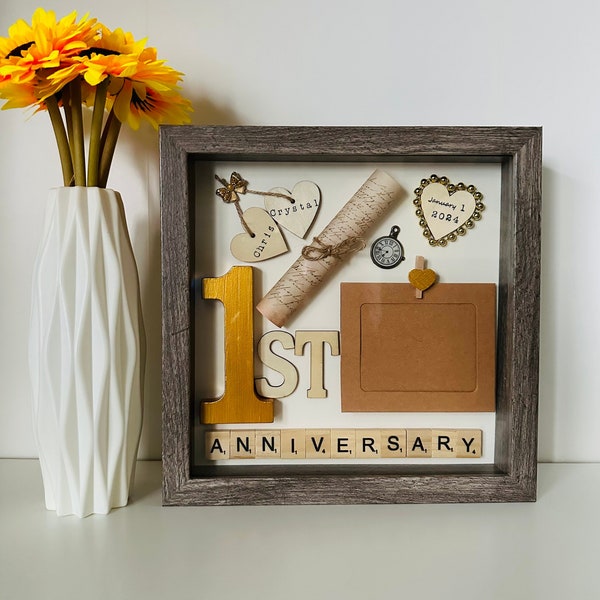 Personalized First Anniversary Gift / 1st Paper Wedding Anniversary Box Frame / Traditional Theme Paper and Modern Clock with Gold Color