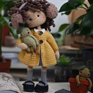 The smartest little curly witch, cute amigurumi crochet girl toy, PDF ENGLISH SPANISH pattern zdjęcie 7