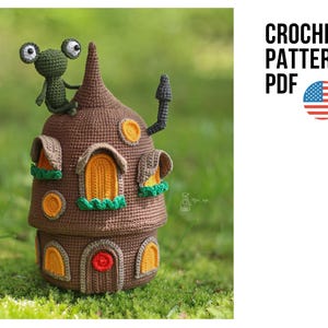 Crochet pattern cozy house. Crochet frog. Cute crochet house.