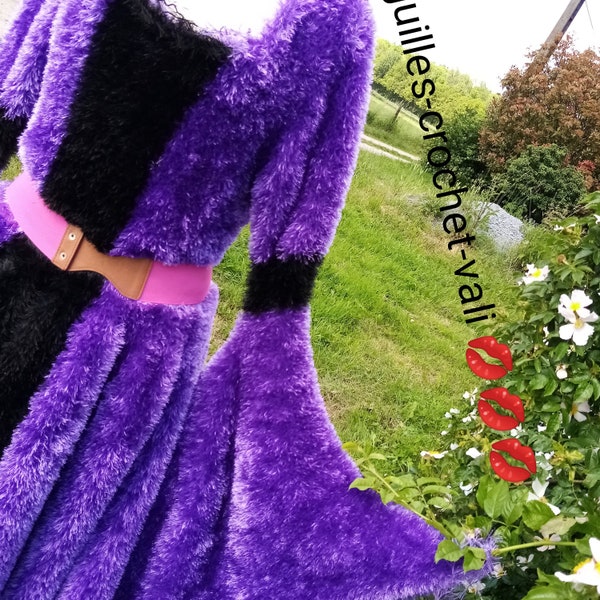 Robe femme tricoter mains gothique médiéval violet noir taille 42 handmade knit dress