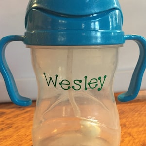 Customized Labels for Everyday Objects