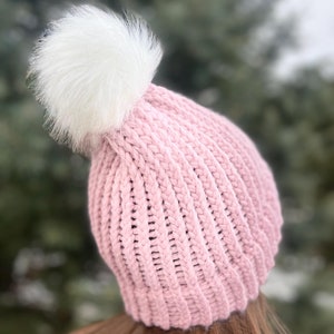 Chunky Knit Beanie: Pink & White Winter Hat with Faux Fur Puffball