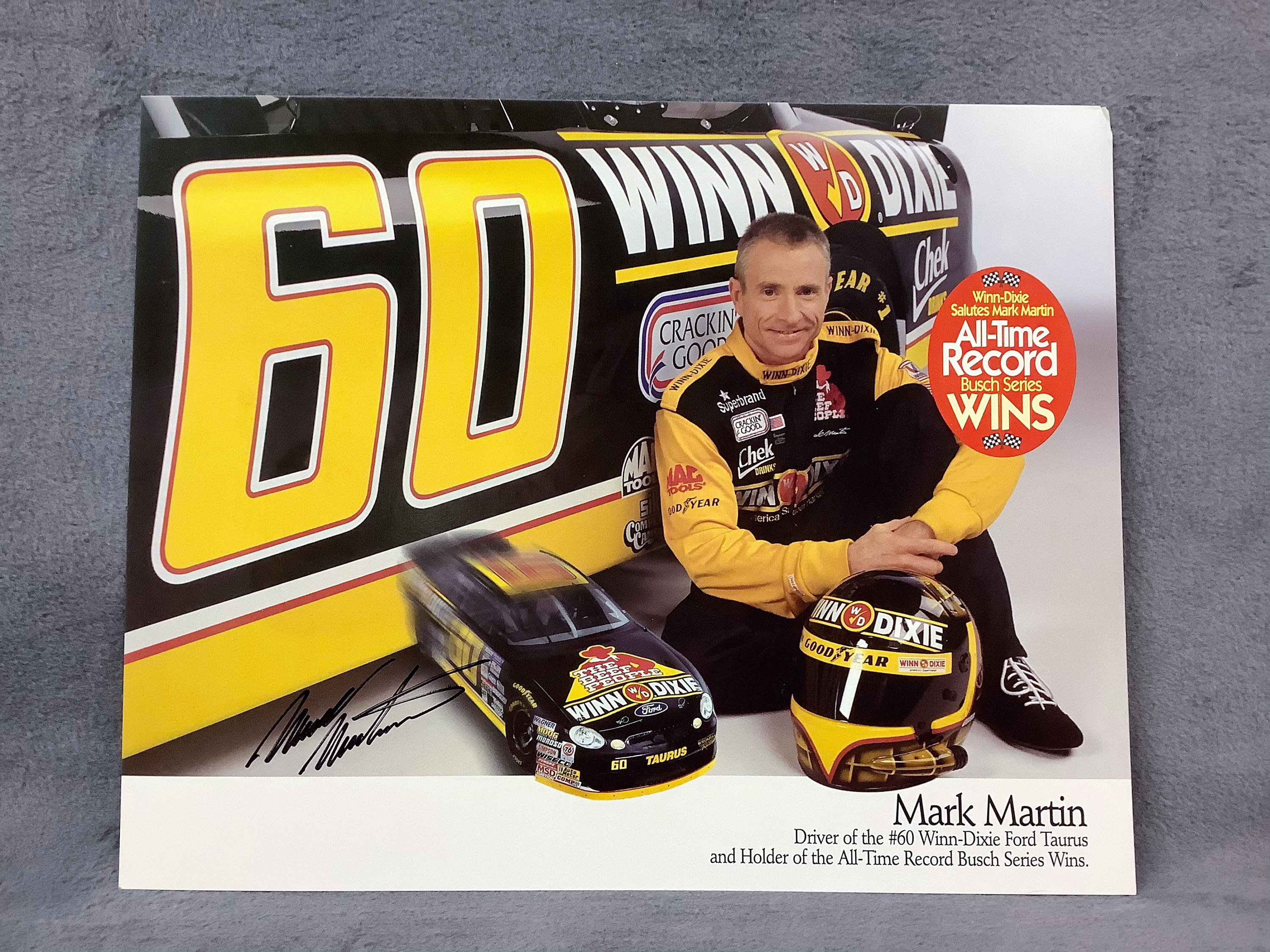 Martin Garrix マーティン　ギャリックス　直筆サイン色紙　18×21 Martin Garrix マーティン ギャリックス 直筆サイン色紙 18×21 2025年