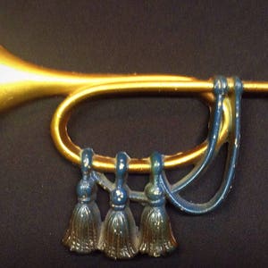 Vintage Sexton Metalcraft Patriotic Military Bugle Wall Plaque, Collectible from the 1960s with a Patriotic Theme
